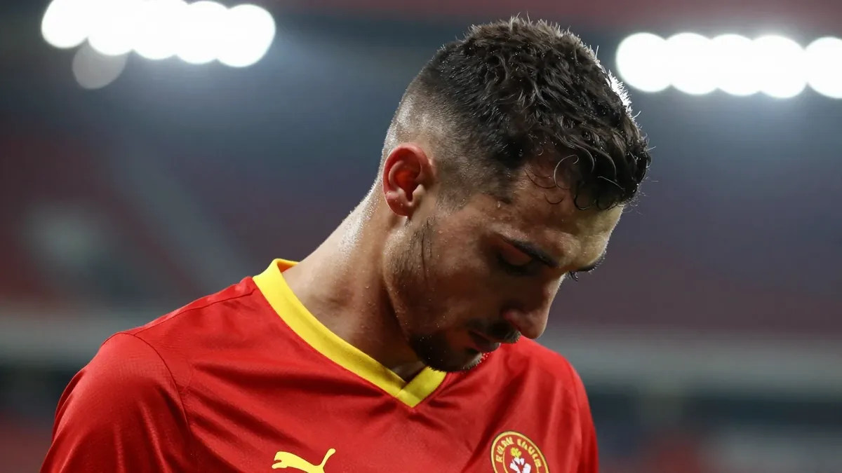 Kayserispor, Trendyol 1. Lig'de Bursaspor'a 2-1 yenilerek sezonun ilk mağlubiyetini aldı ve liderlik koltuğundan oldu